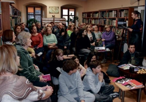  Stwa biblioteki je hač na poslednje městno wobsadźena.   Foće: Werner Měškank